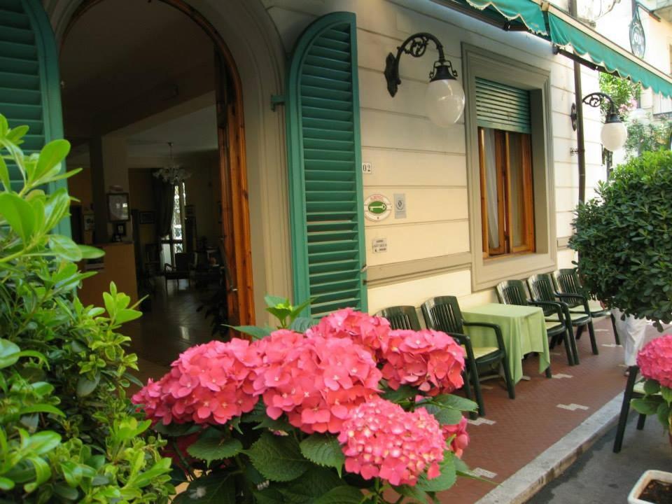 Albergo Natucci Монтекатіні-Терме Екстер'єр фото
